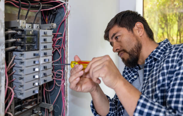 Electrical Outlet Repair in Auburndale, FL